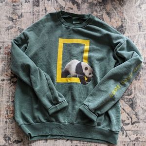 LYM National Geographic sweatshirt